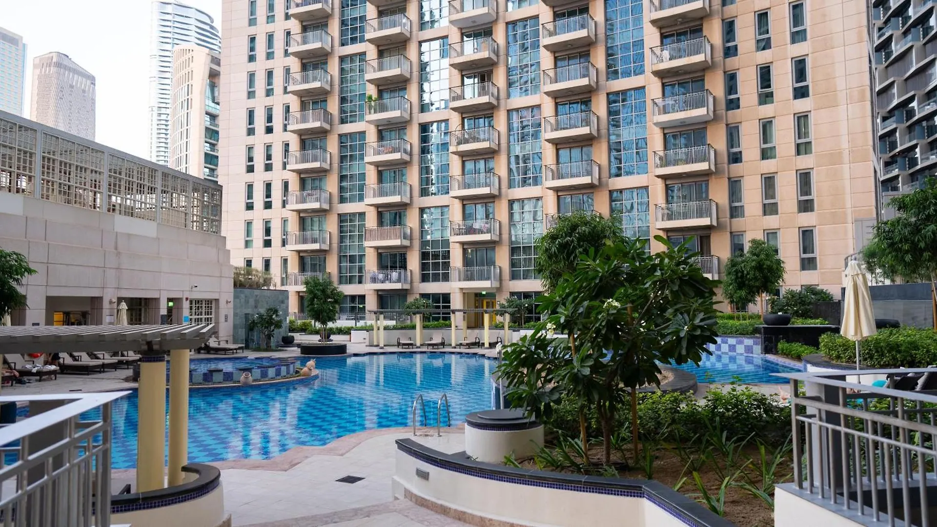 Boho Chic Haven Burj Khalifa View Apartment Dubai