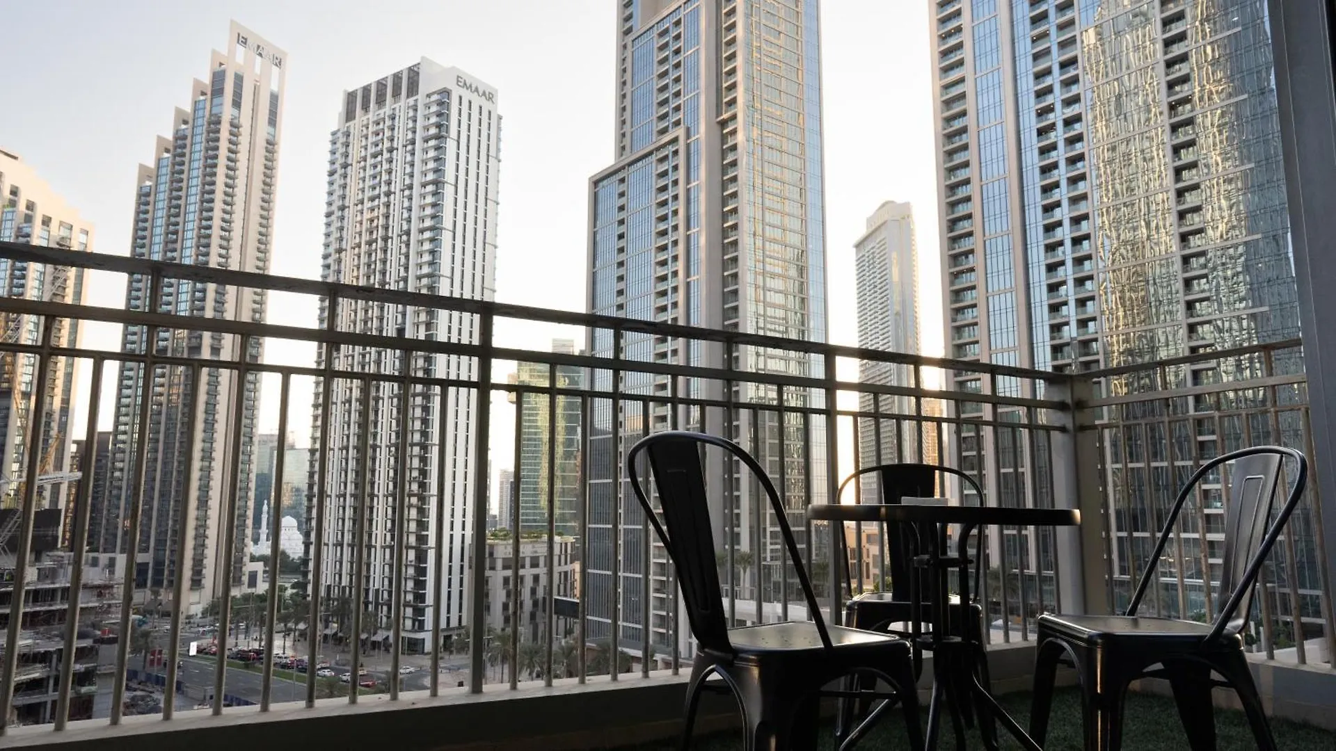 Boho Chic Haven Burj Khalifa View Apartment Dubai